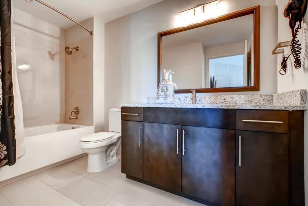 Ovation At Park Crest By Bridgestreet Hotel Тайсънс Корнър Екстериор снимка